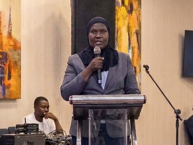 Akuity consultant addressing a professional gathering
